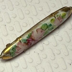 Floral Gold Women's Brooch. C clamp